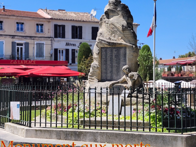 Saint-Remy-de-Provence – Monument aux Morts